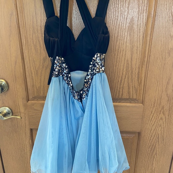 Formal Dress - Picture 2 of 2